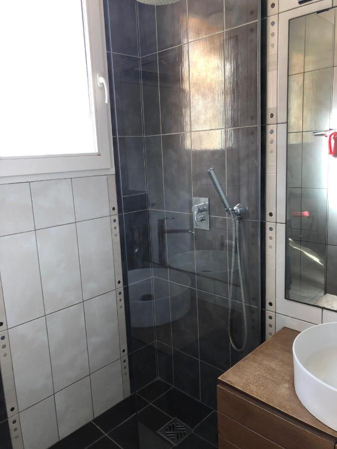 Latitudes 43 Apartment ปอร์เกรอล ภายนอก รูปภาพ