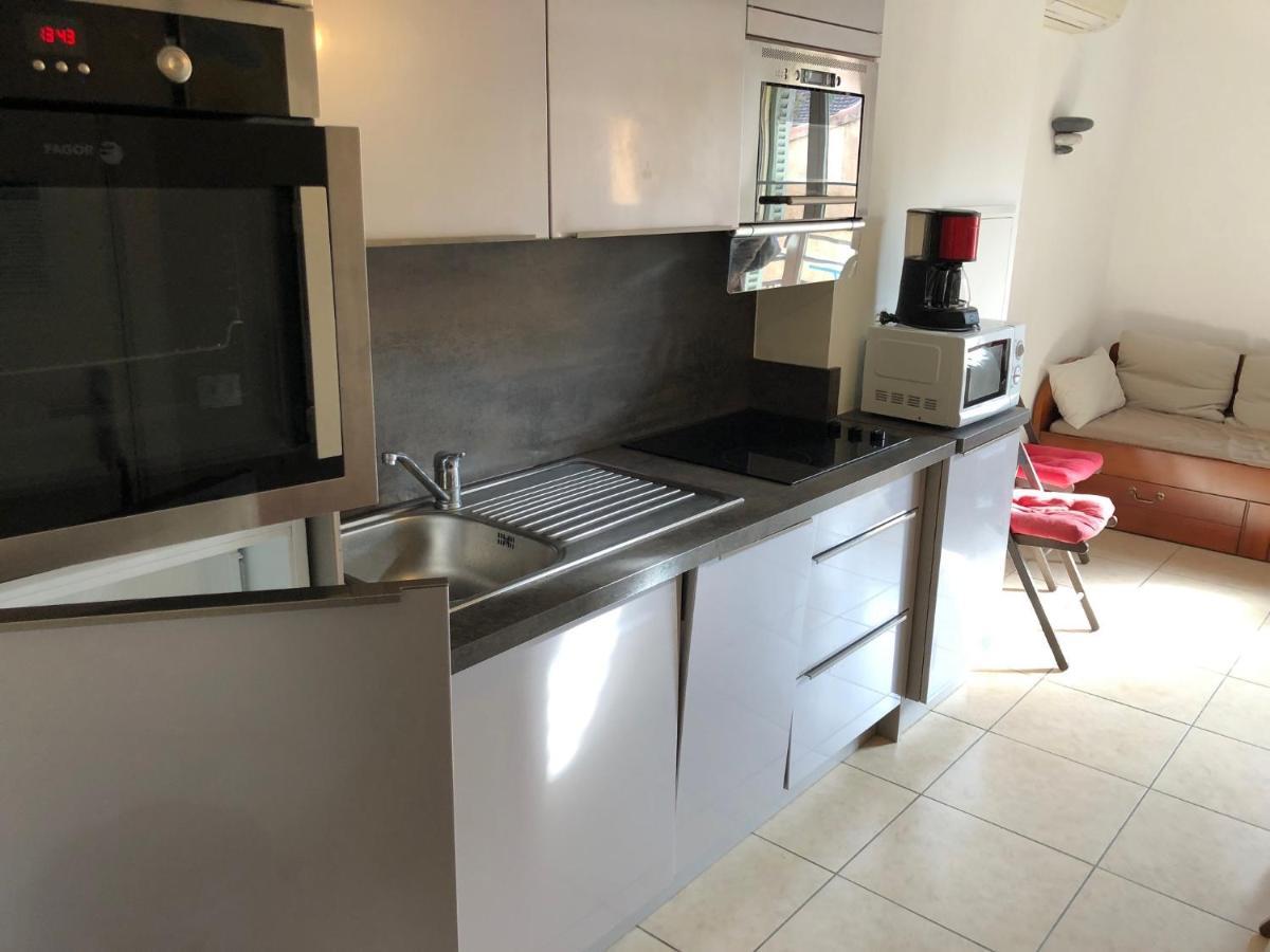Latitudes 43 Apartment ปอร์เกรอล ภายนอก รูปภาพ